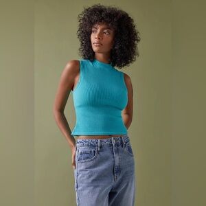 Francesca’s Women’s Sleeveless Teal Blue Top